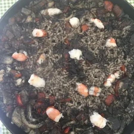 Luca. Exotico En La Playa * كاديز