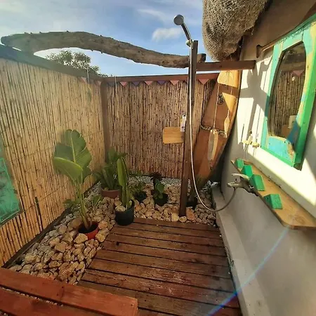 Luca. Exotico En La Playa * Cádiz