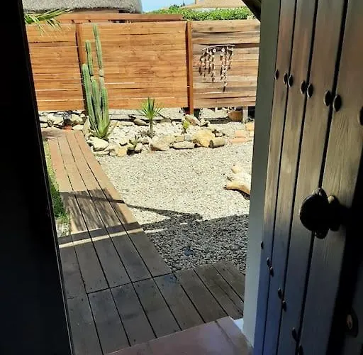 Luca. Exotico En La Playa * Kadyks